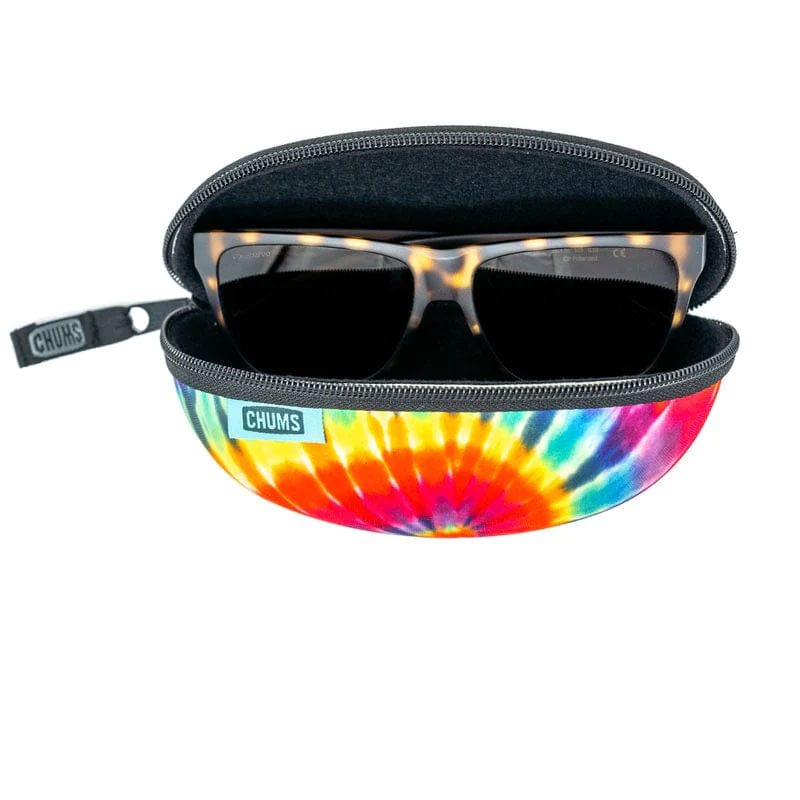 Load image into Gallery viewer, Chums Transporter Sunglass Case
