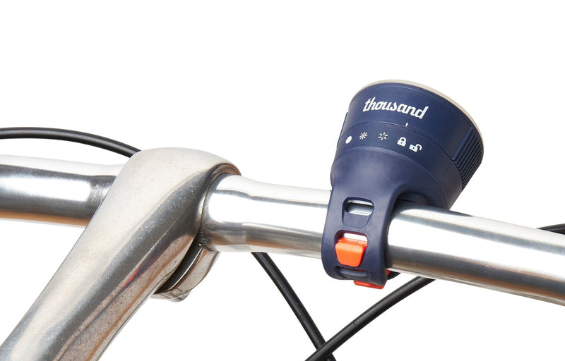 Load image into Gallery viewer, Traveler Magnetic Bike Lights by Thousand
