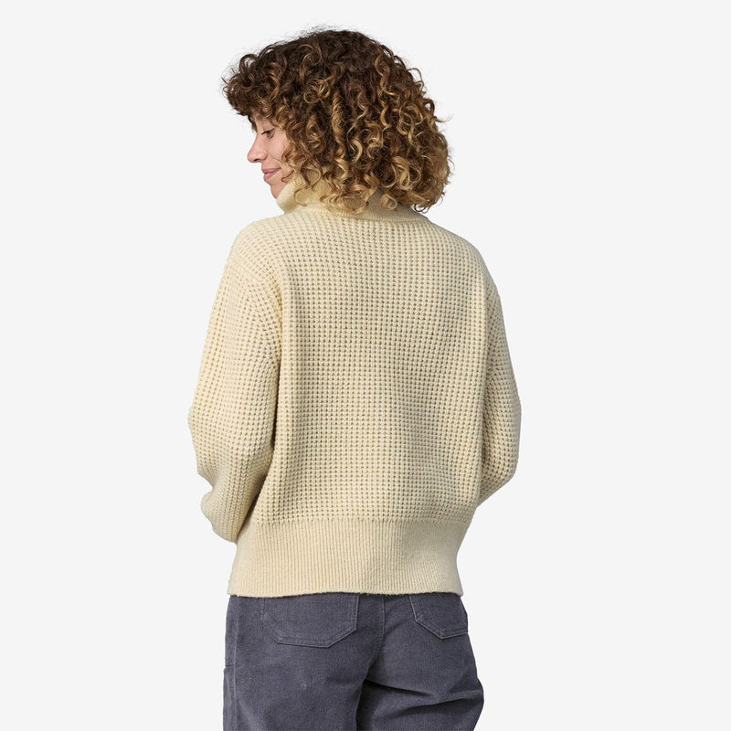 Load image into Gallery viewer, Patagonia Women&#39;s Recycled Wool-Blend 1/4 Zip Sweater
