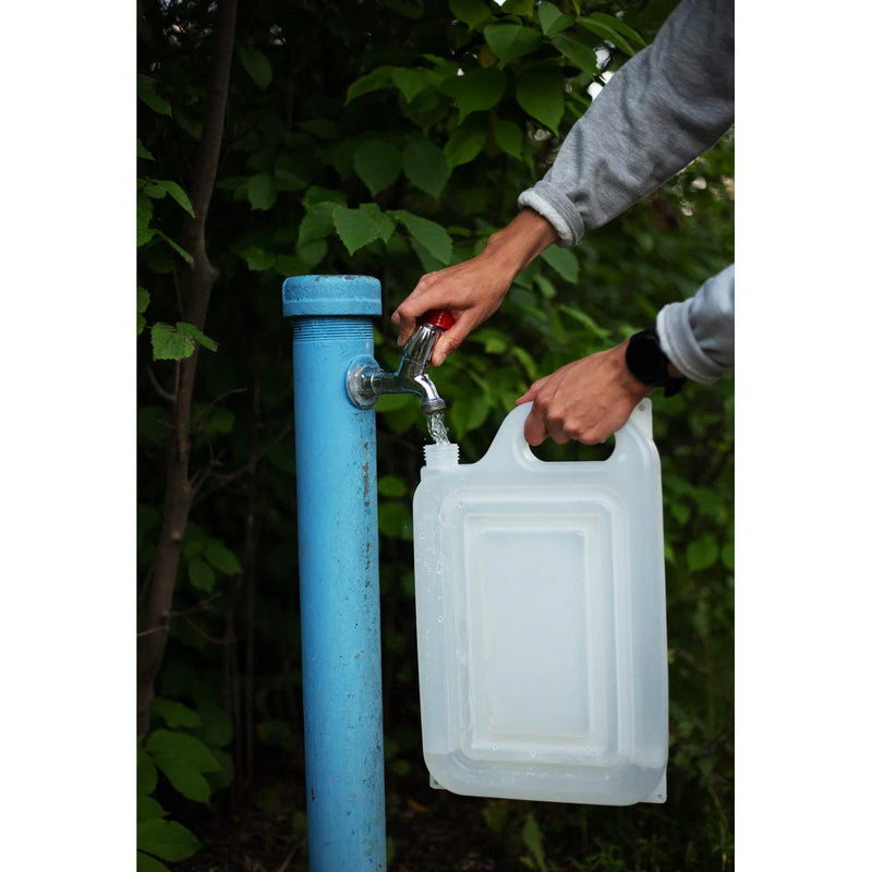 Load image into Gallery viewer, Coghlan&#39;s Expandable Water Carrier
