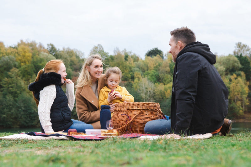 Load image into Gallery viewer, Highlander Picnic Basket by Picnic Time Family of Brands
