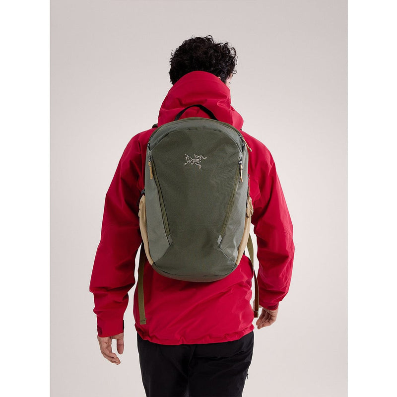 Load image into Gallery viewer, Arc&#39;teryx Mantis 26 Backpack
