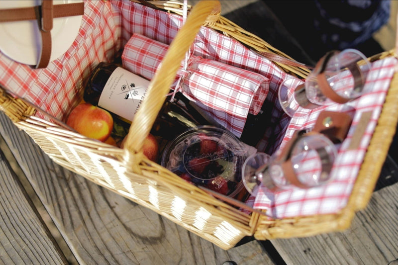 Load image into Gallery viewer, Piccadilly Picnic Basket by Picnic Time Family of Brands
