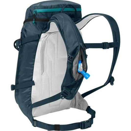 CamelBak Snoblast 23 Liter with 2 Liter Resevoir