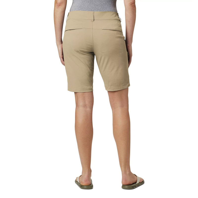 Load image into Gallery viewer, Columbia Saturday Trail Long Shorts 10 in - Women&#39;s
