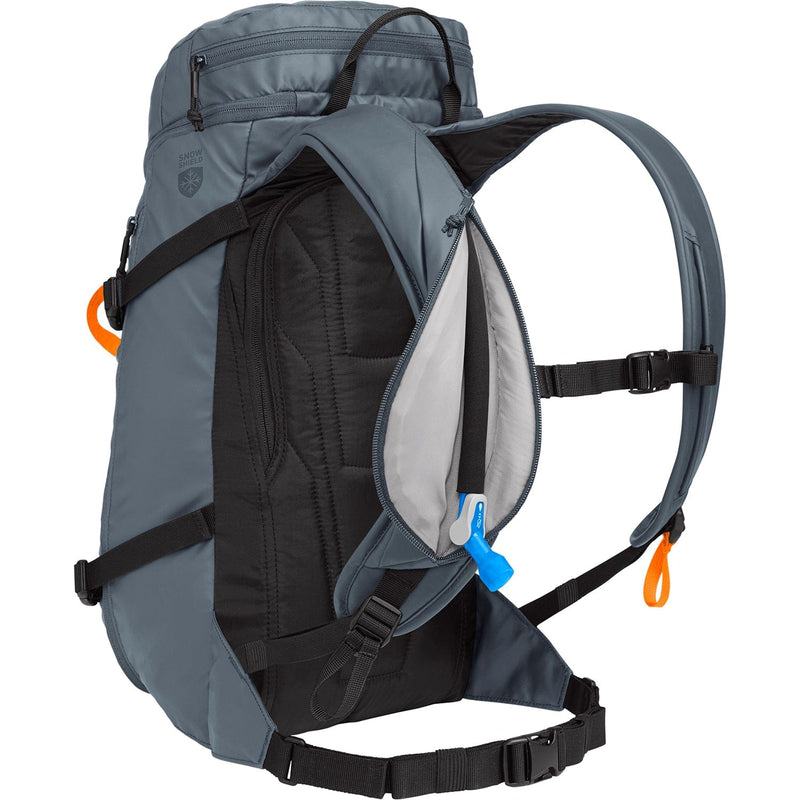 Load image into Gallery viewer, CamelBak SnoBlast 22 70oz. Hydration Pack
