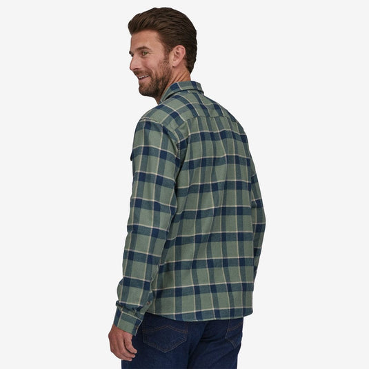 Patagonia Men's Long Sleeve Cotton in Conversion Lightweight Fjord Flannel Shirt