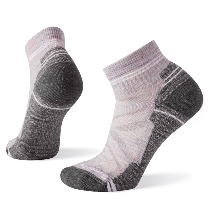 Load image into Gallery viewer, SmartWool Women&#39;s Hike Light Cushion Ankle Socks
